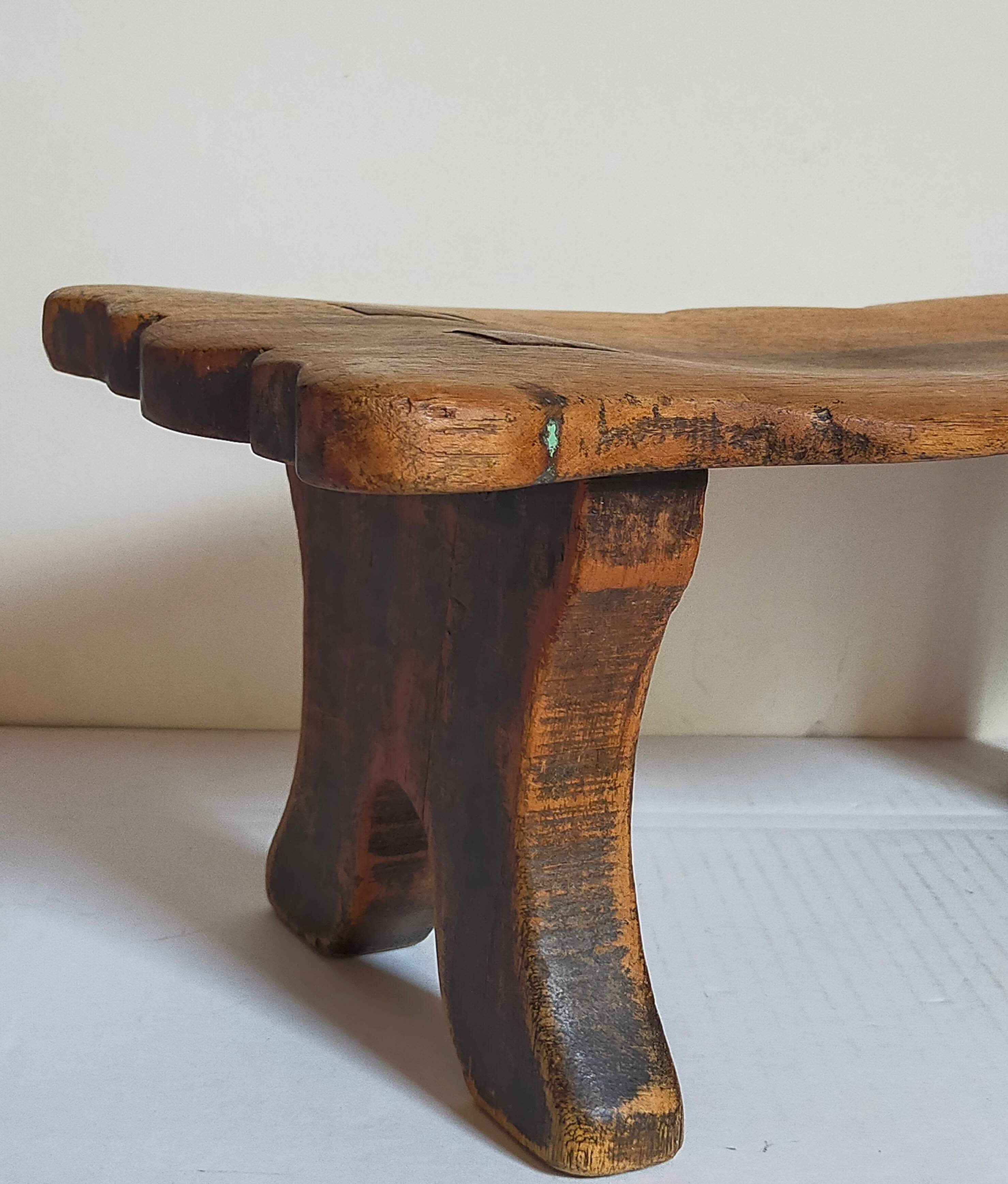 Old footstool in solid wood 19th century