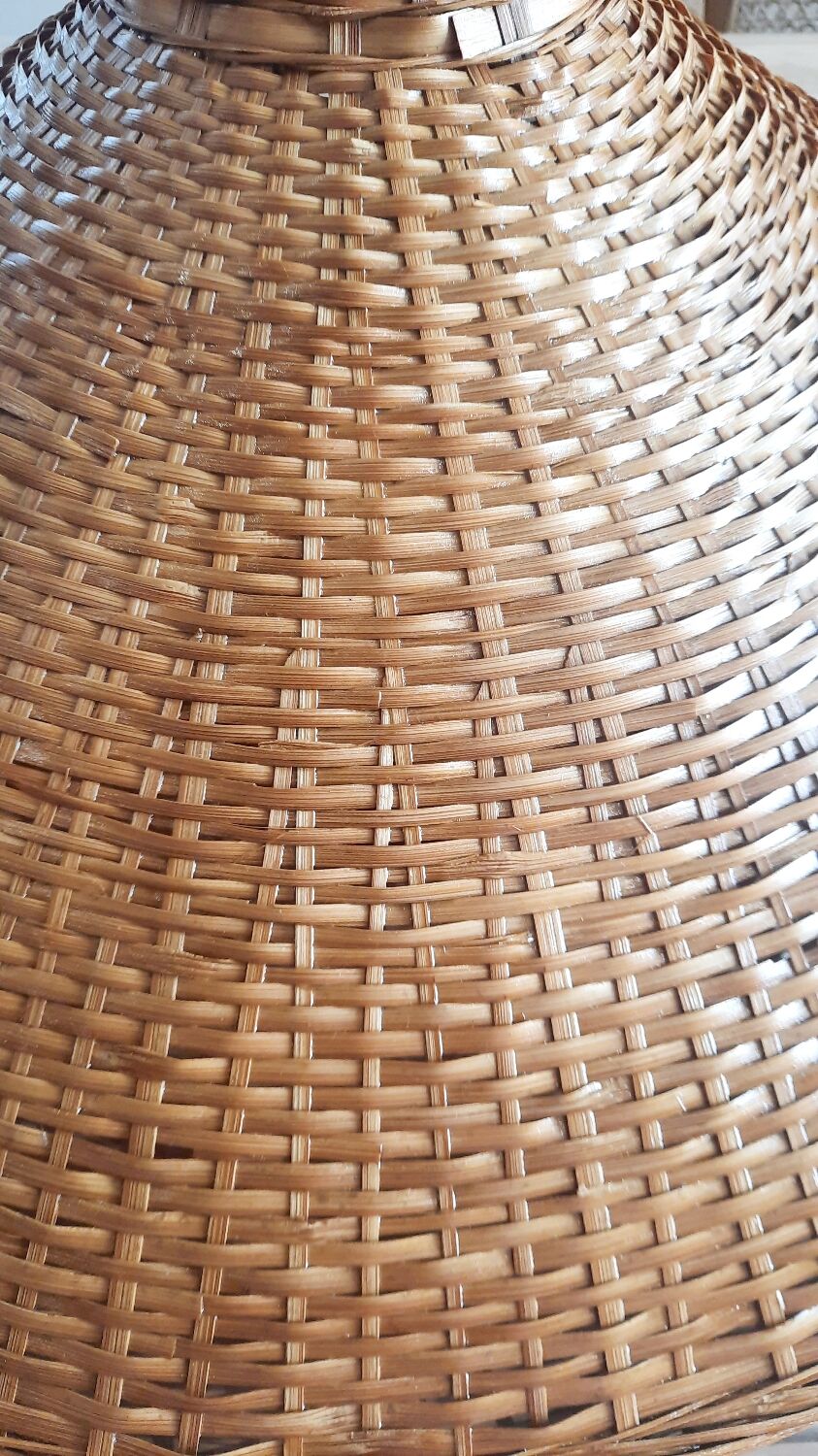 Vintage wicker pendant lamp