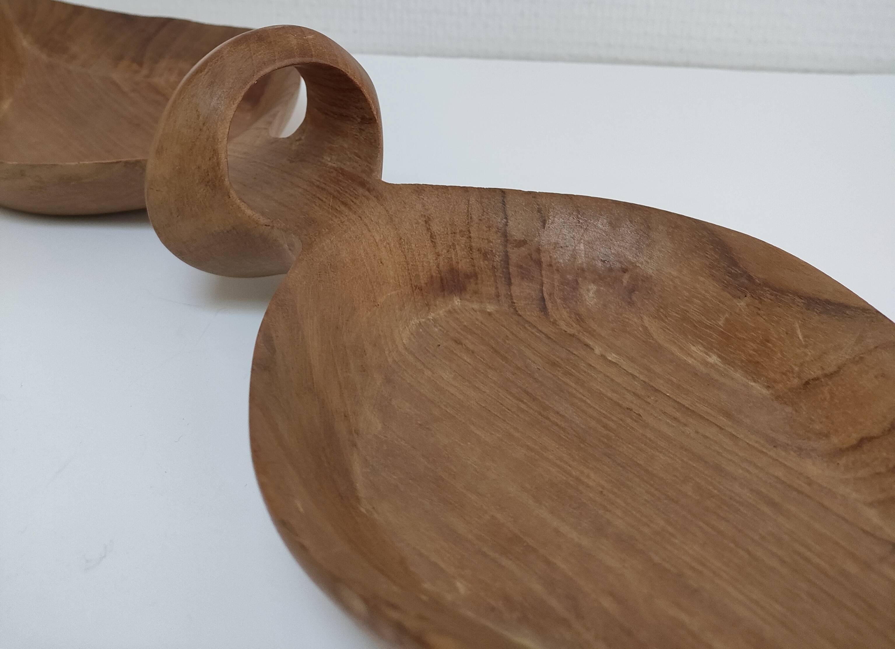 Vintage sculptural wooden pocket tray