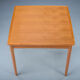 Table d’appoint extensible et réversible en teck danois modèle 28 par Poul Hundevad pour Hundevad & Co., années 1960