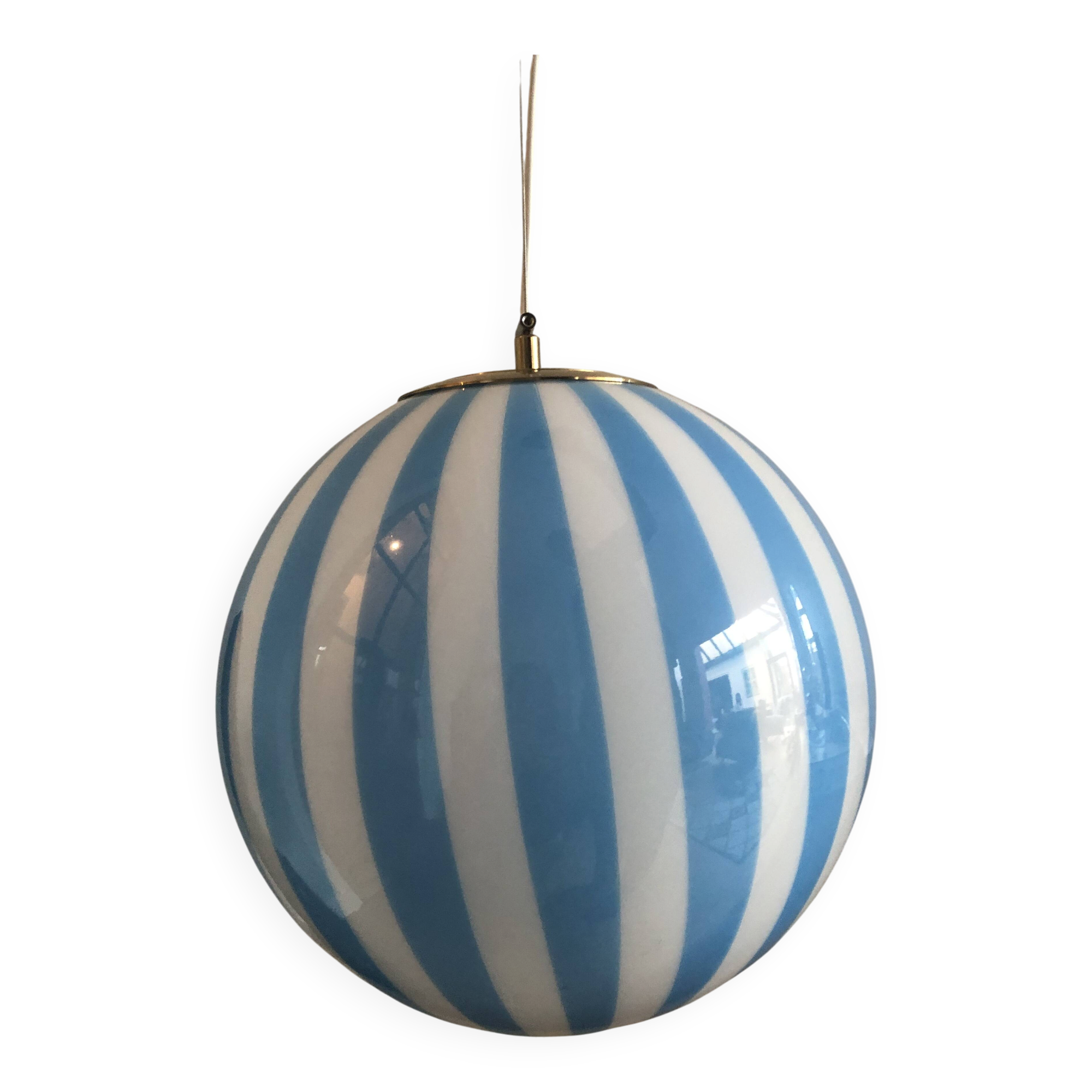 Suspension ronde rayé blanche et bleu thème Circus