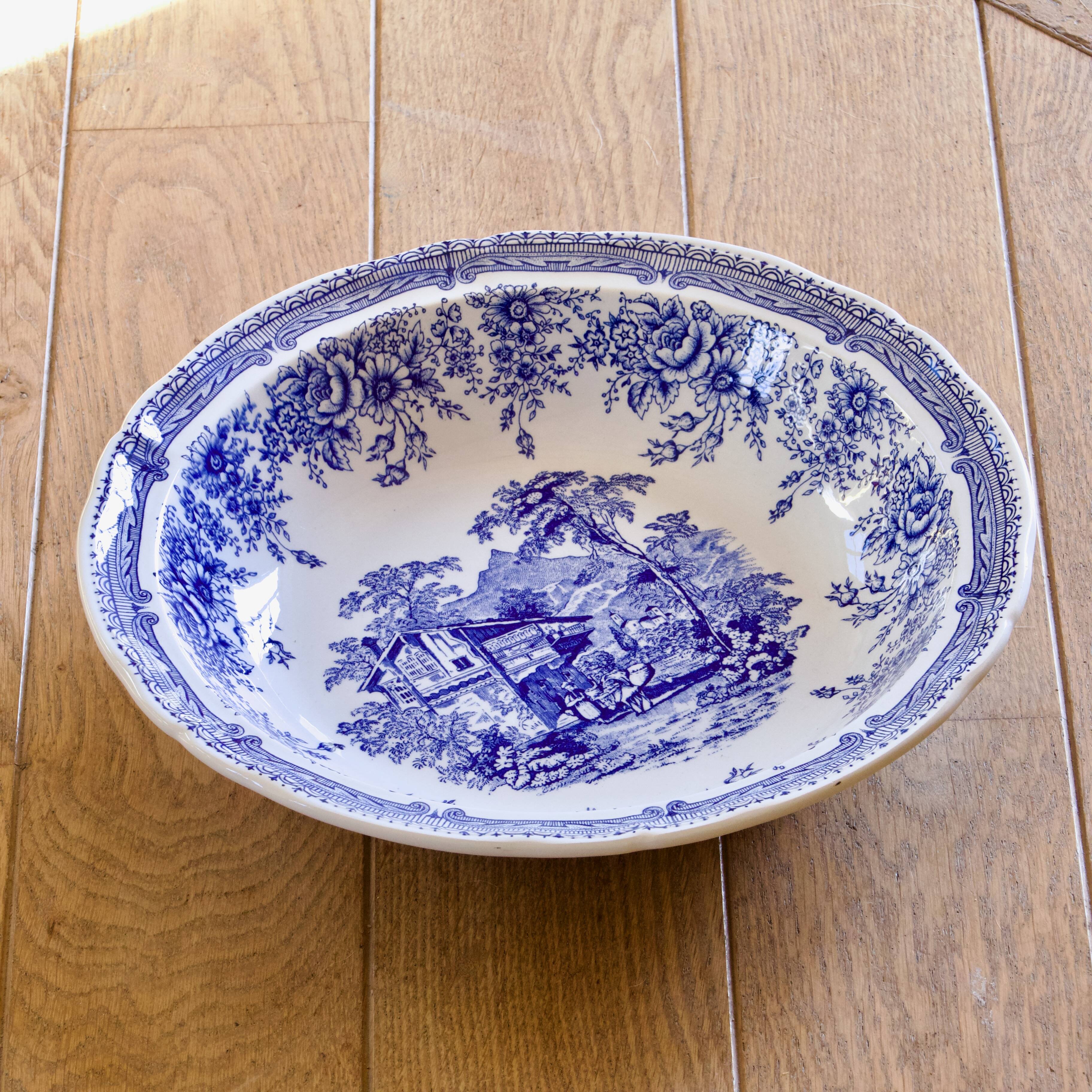 Grand plat creux ancien English Style