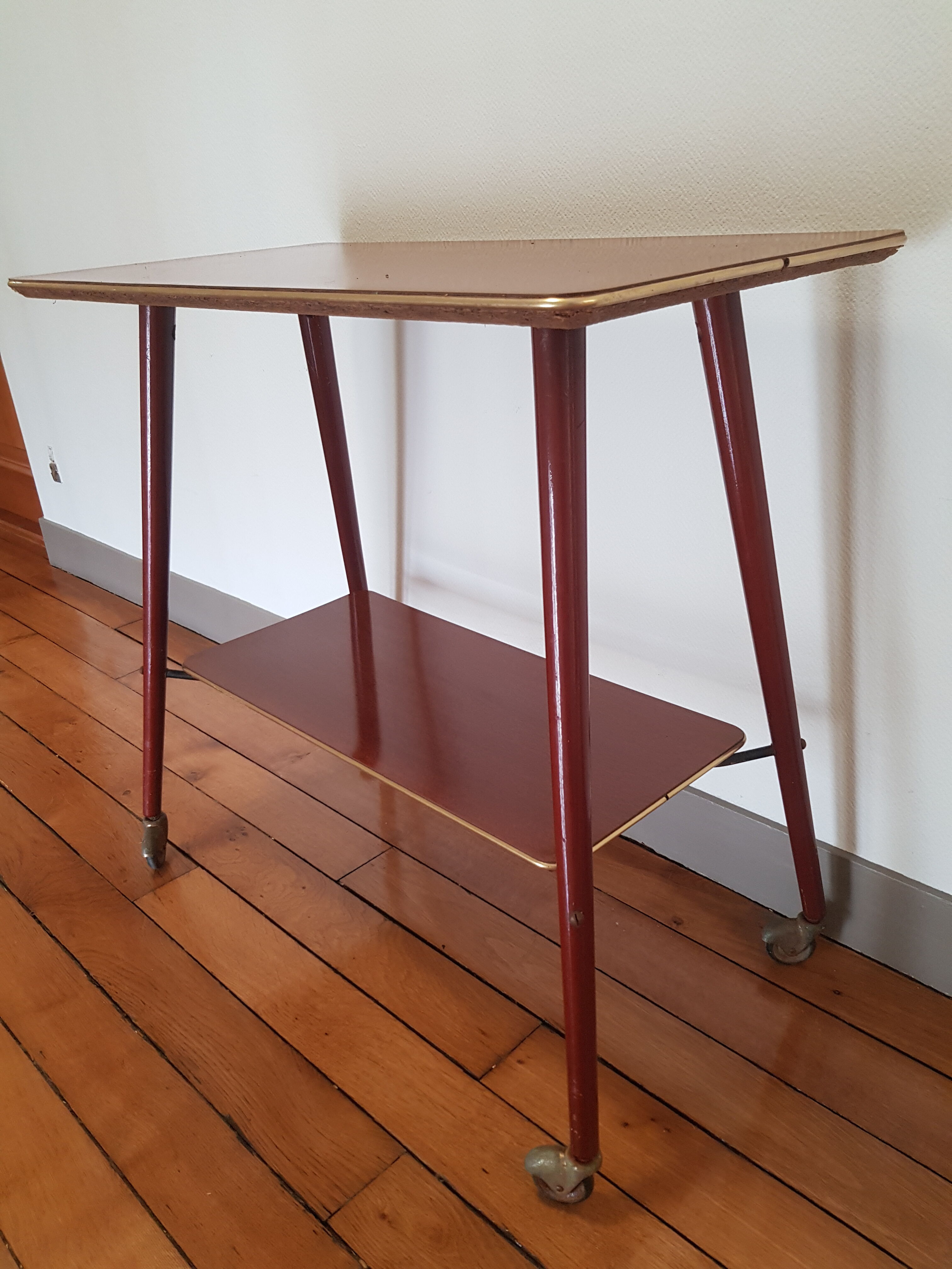 Vintage roulette dessert