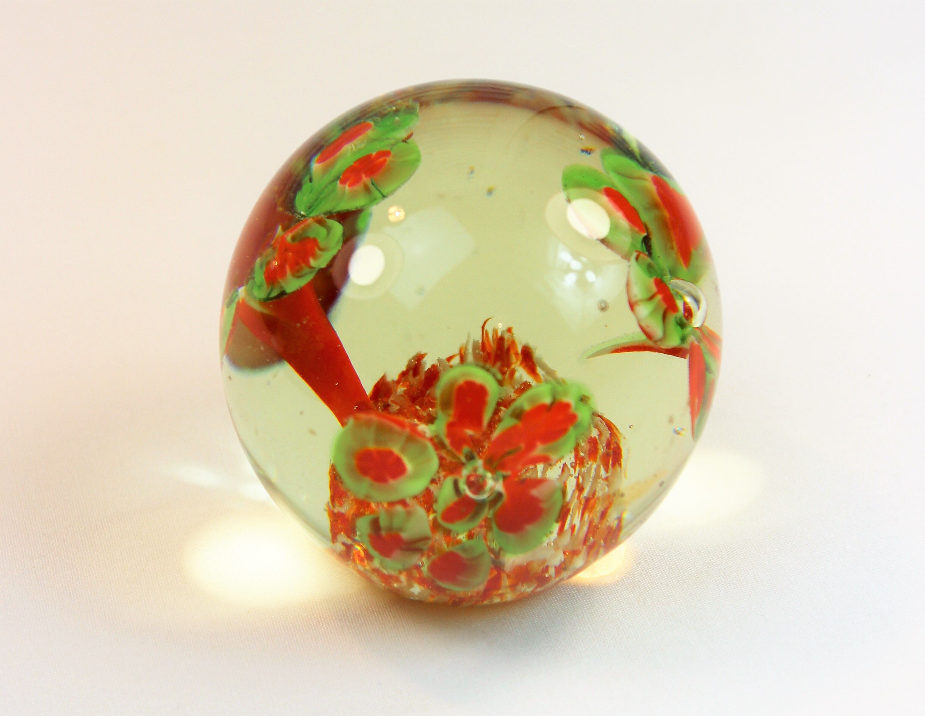 Vintage murano glass sulfide or paper press