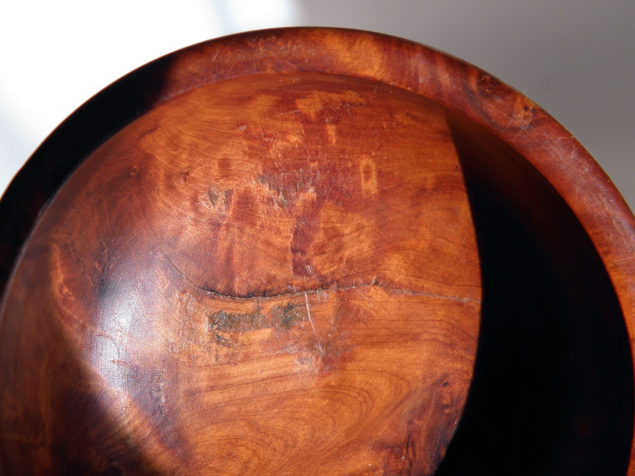 Trinket bowl in thuya magnifying glass 10 cm