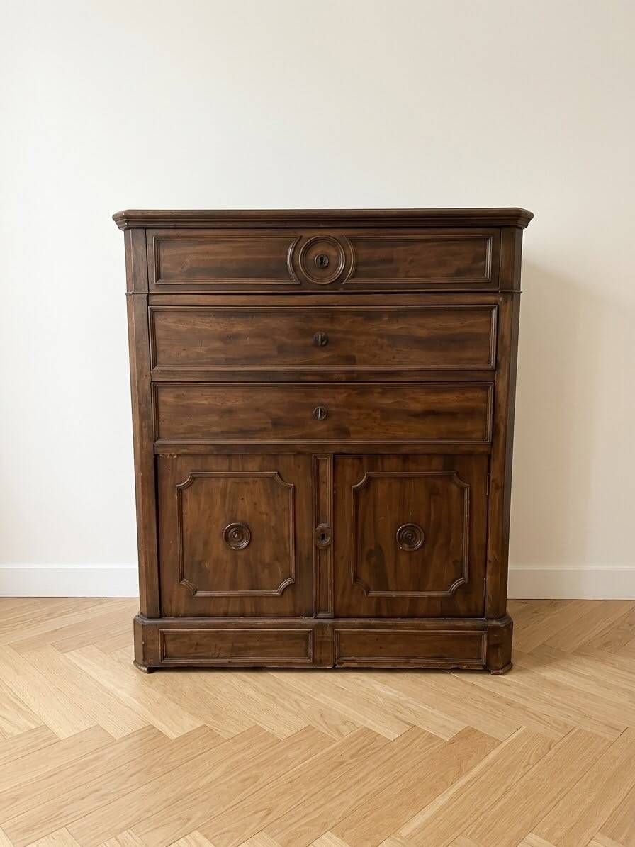 Antique wooden and marble dressing table from the early 20th century.