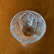 Pinwheel cut crystal bowl - bowl - empty pocket