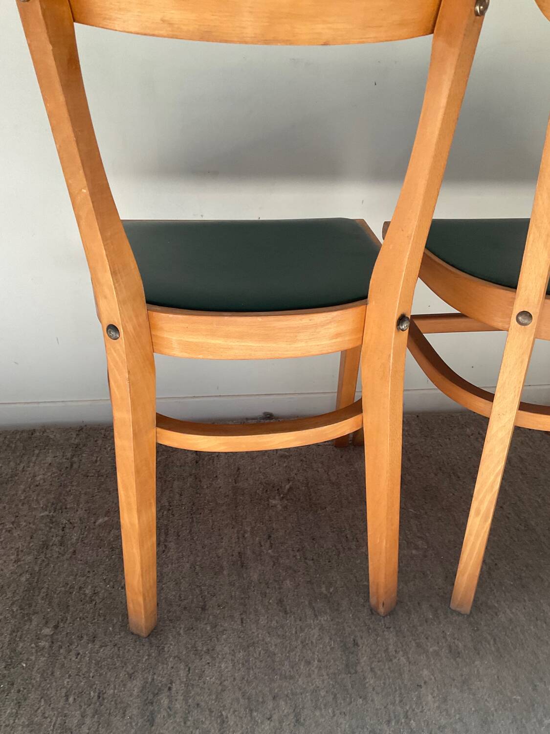Paire de chaises scandinaves en hêtre massif