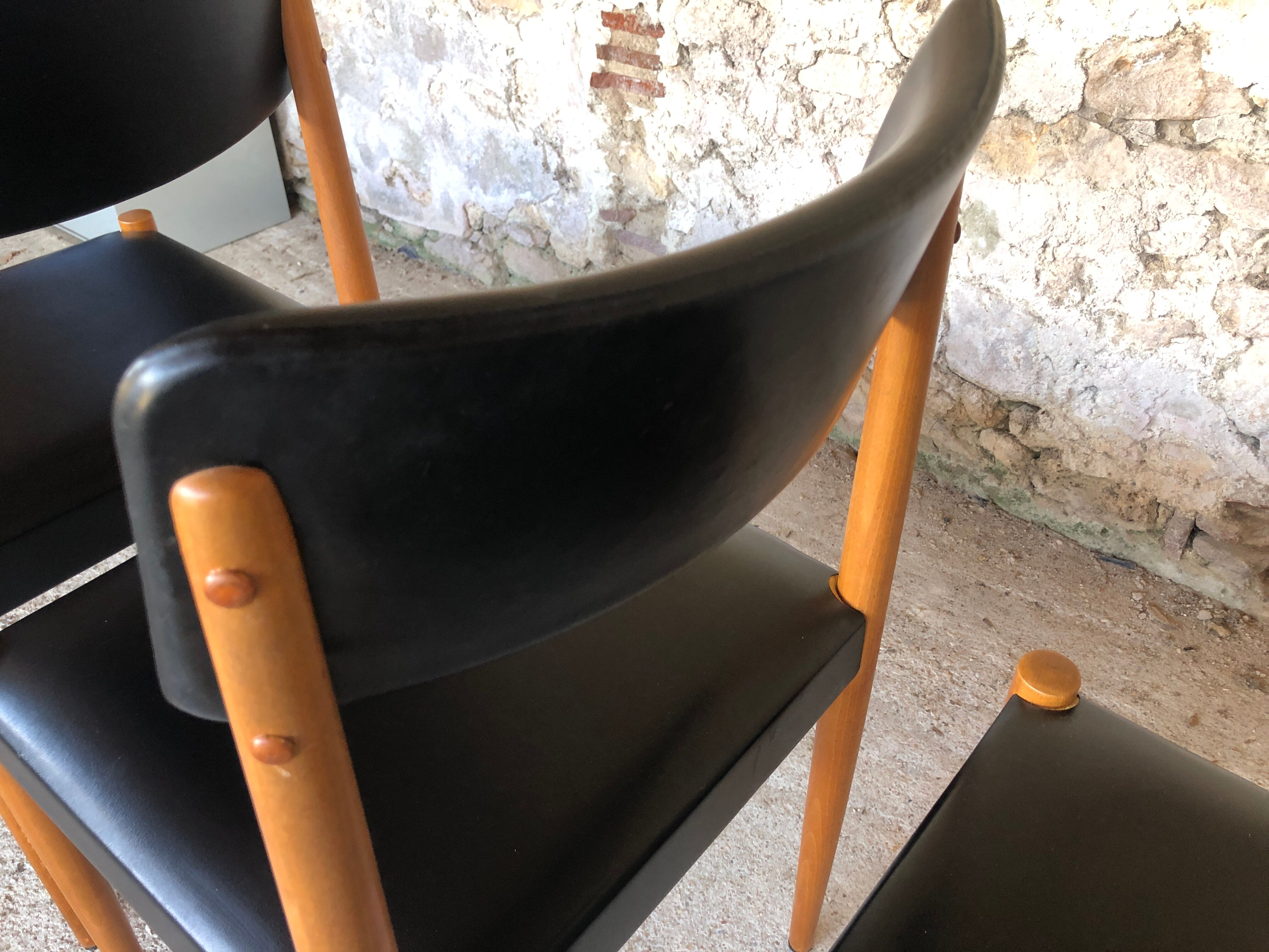 Set of 4 Scandinavian style dining chairs, circa 60