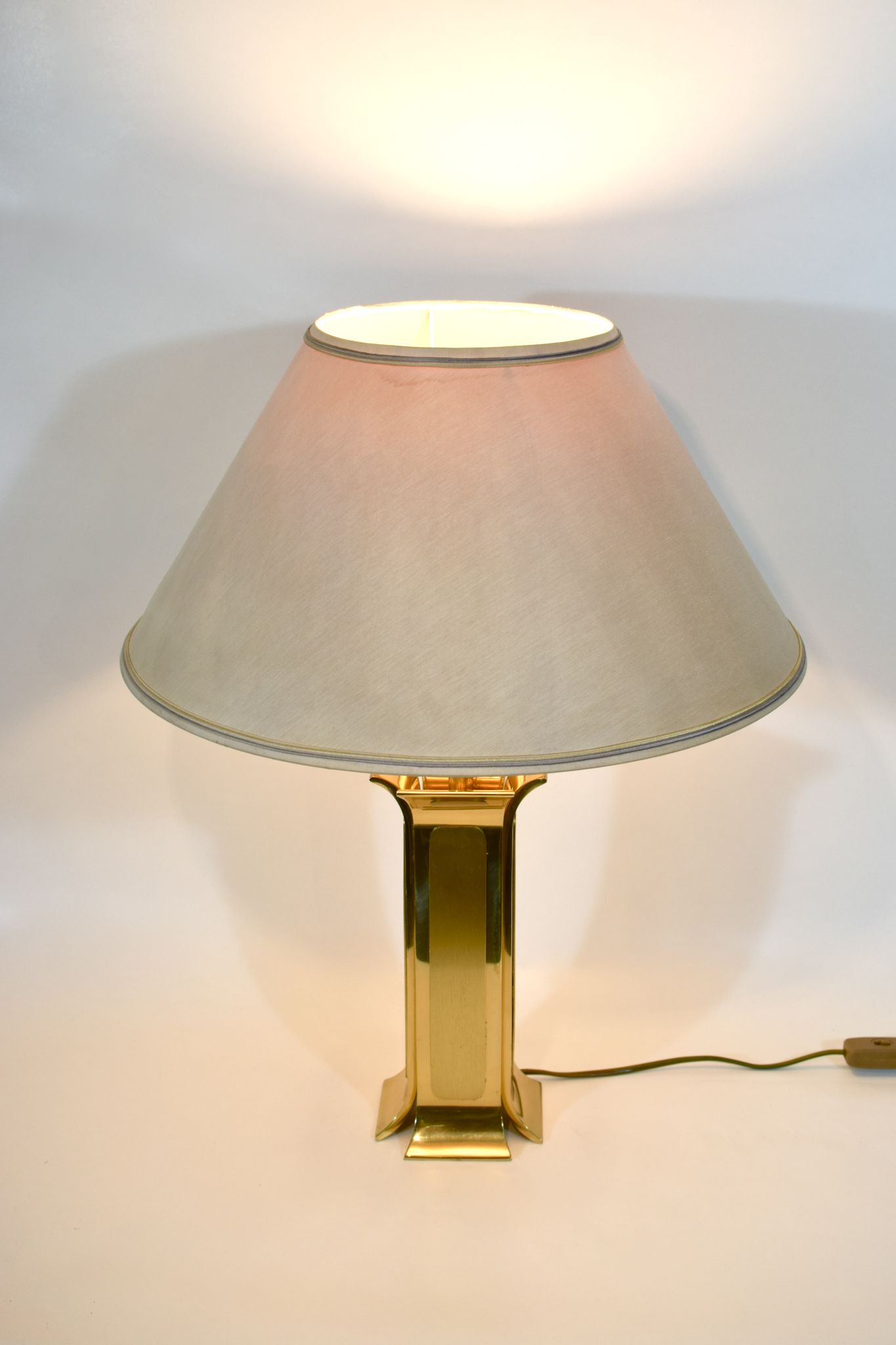 Lampe vintage en laiton massif design 1970 - 80