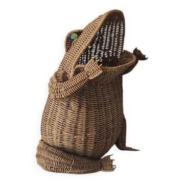 Vintage rattan frog magazine rack