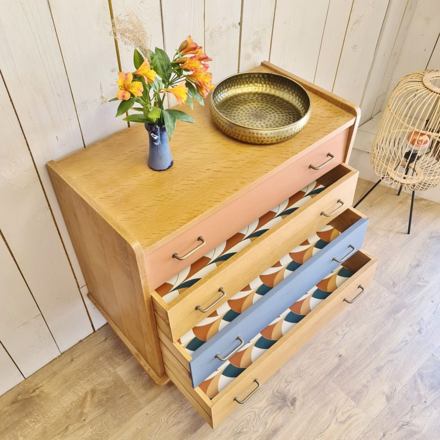 Vintage chest of drawers