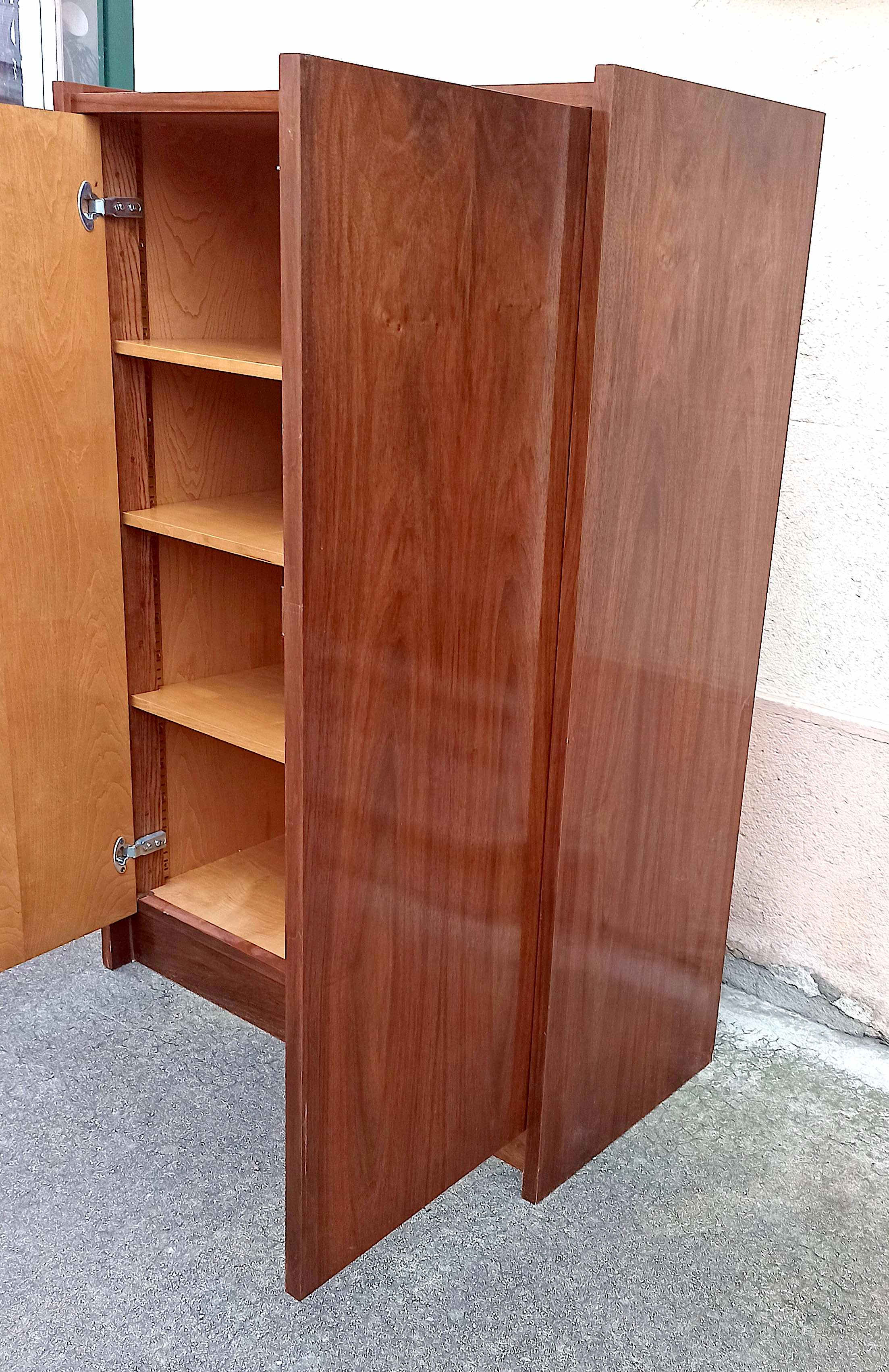 Wardrobe 60