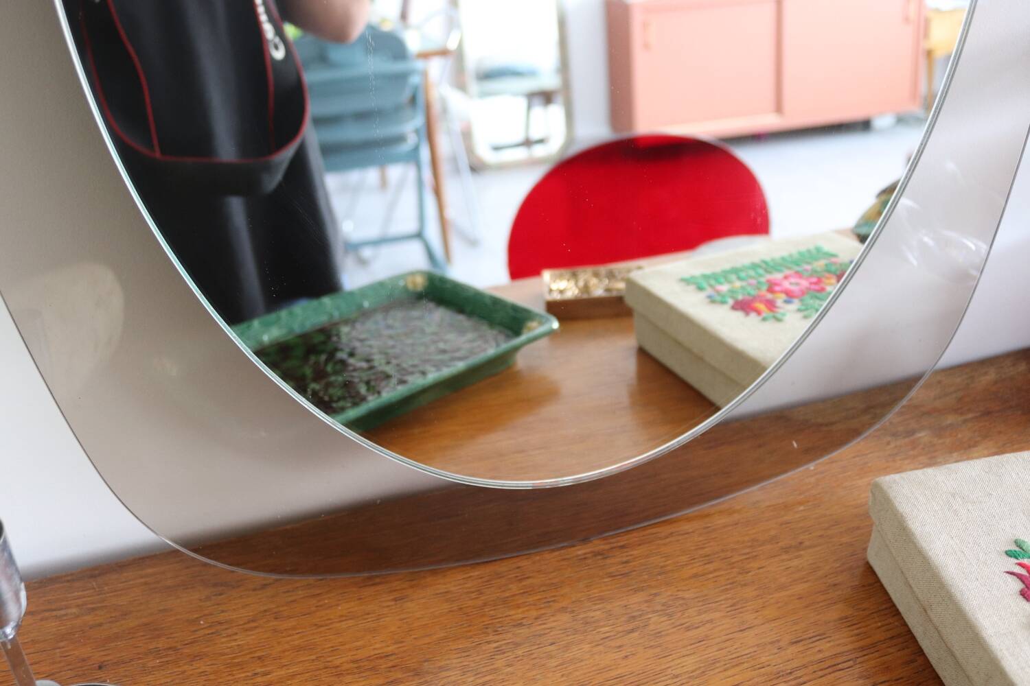 Two-tone glass mirror from the 70s