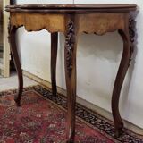 Table à jeux style Louis XV en marqueterie et acajou