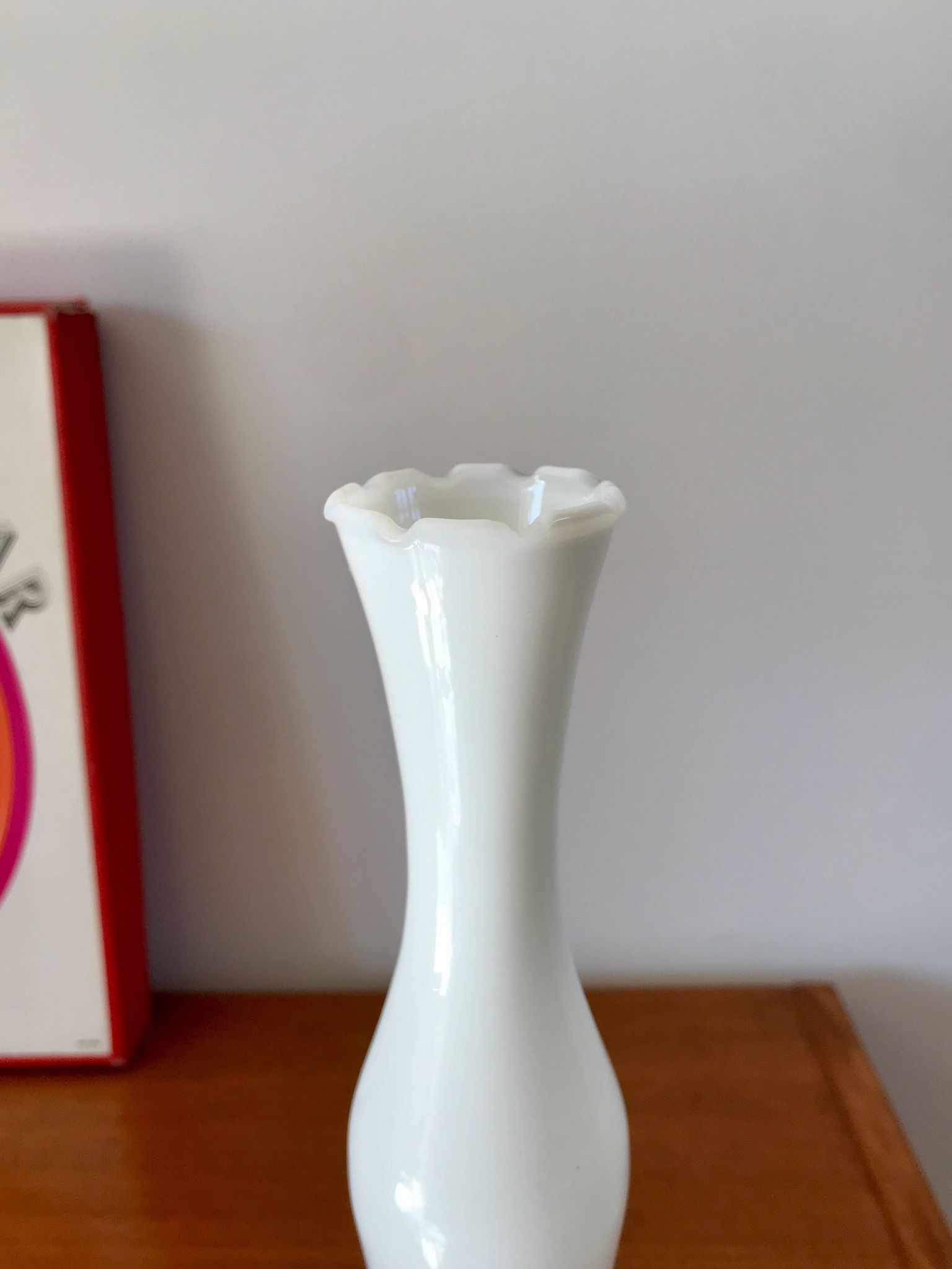 White opaline vase with white feet from the 50s and 60s