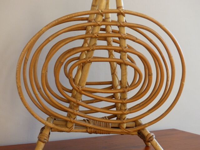 Magazine rack, wicker and rattan of the 1960