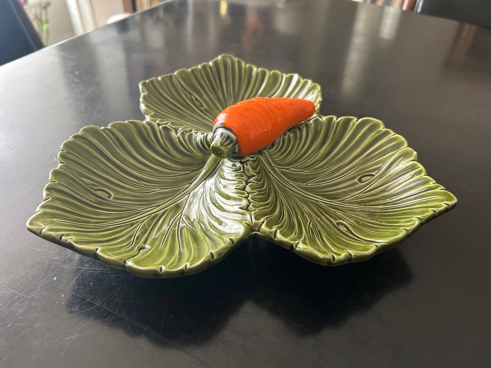 Carrot slip dish