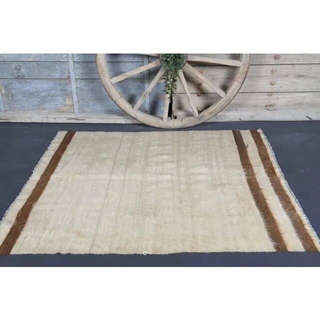 Vintage Turkish Hand-Knotted Wool Cotton Beige Kilim Area Rug 131x168