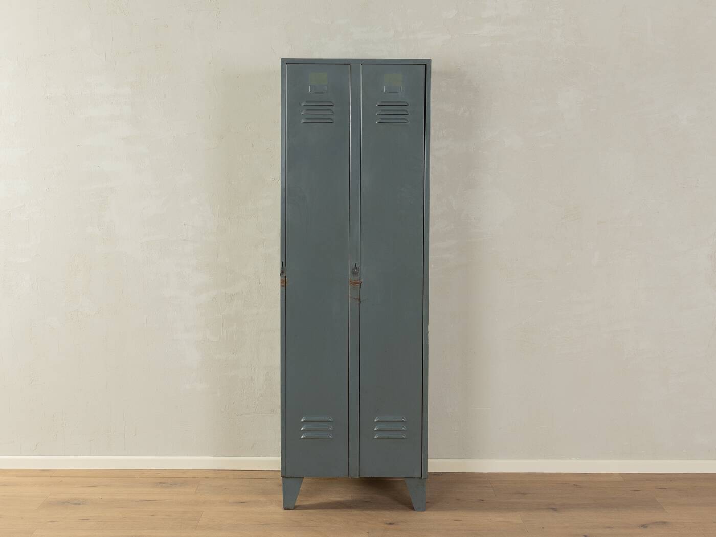 Armoire en acier des années 1960