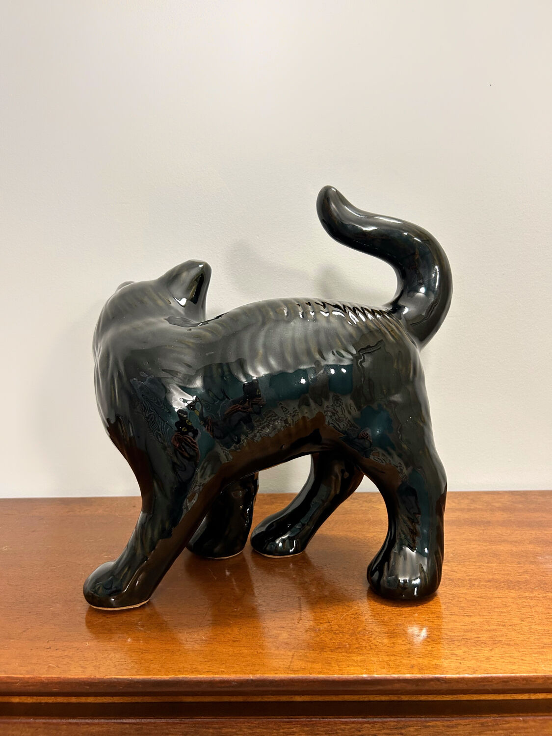 Black ceramic cat 60s