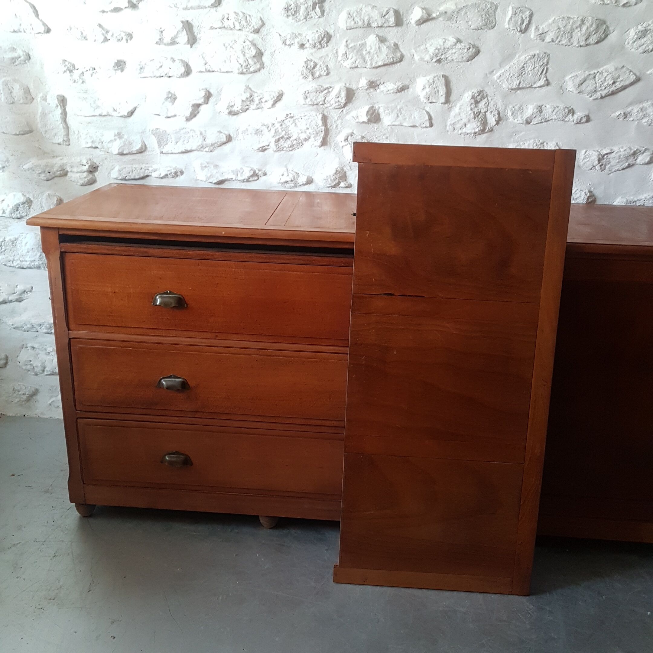 Furniture from craft to drawers