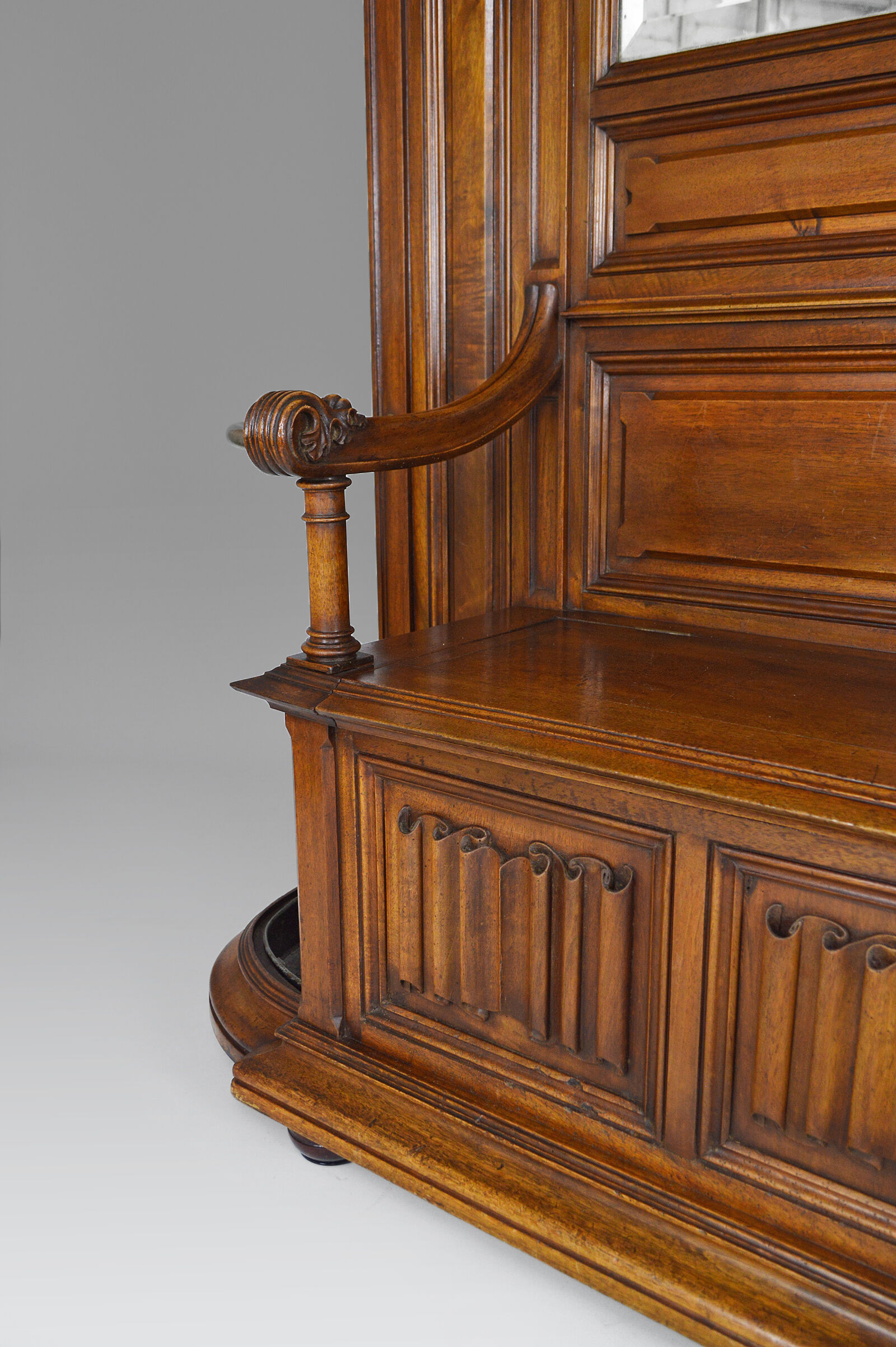 Large Neo-Gothic walnut entrance cloakroom carved by A. Hugnet