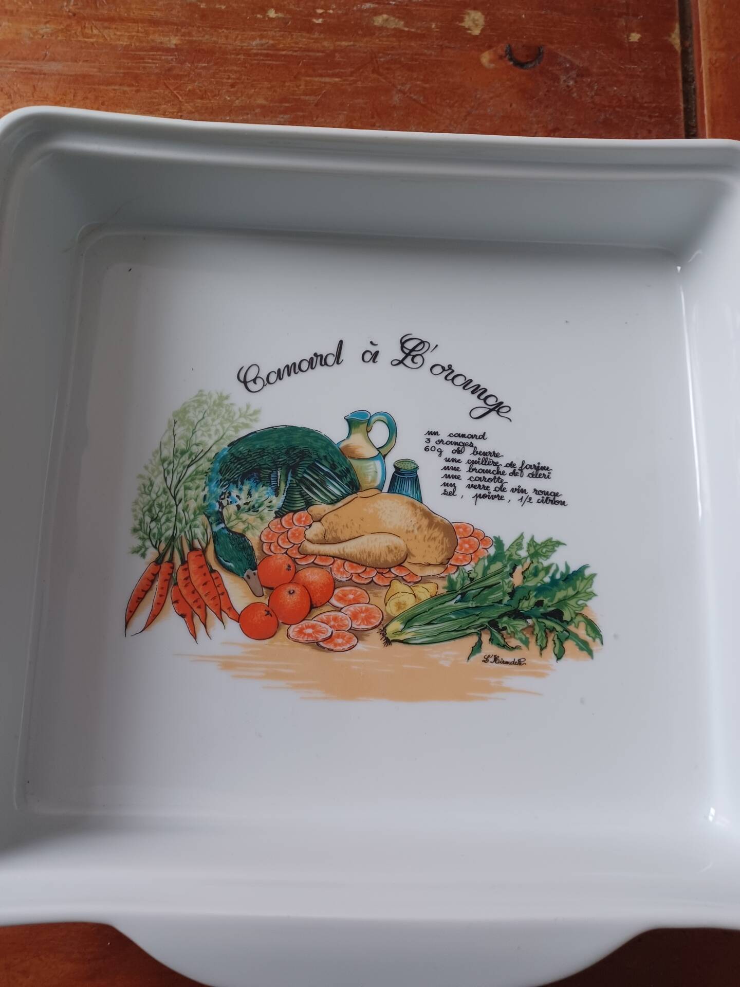 Porcelain plate the swallow