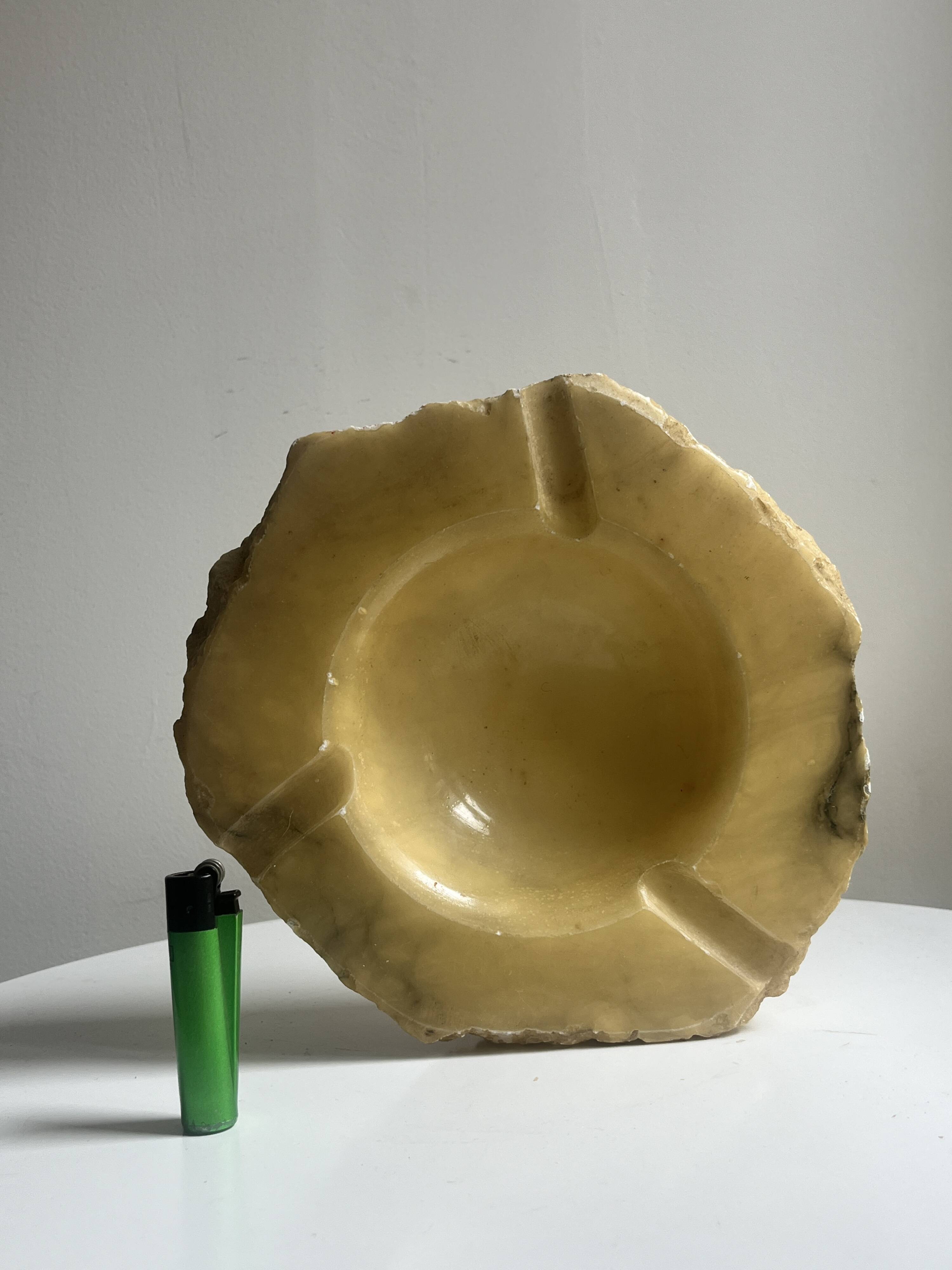 Marble ashtray / pocket tray, raw shape, vintage decor Italy 1950