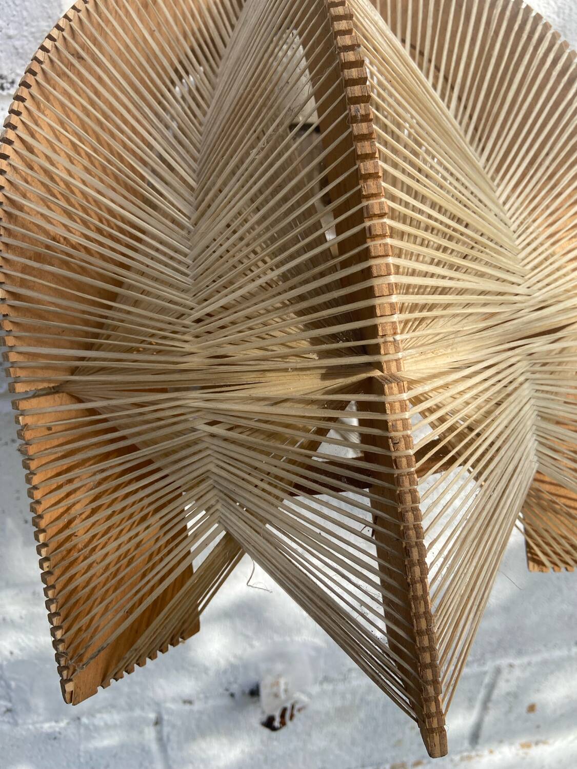 Suspension vintage des années 70 bois et raphia