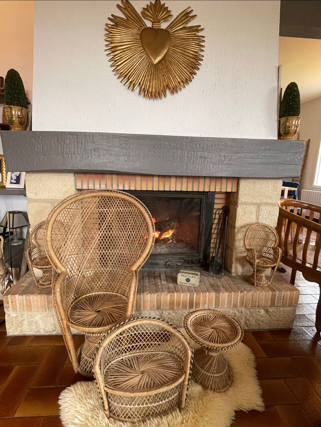 Emmanuelle armchair (children's version)