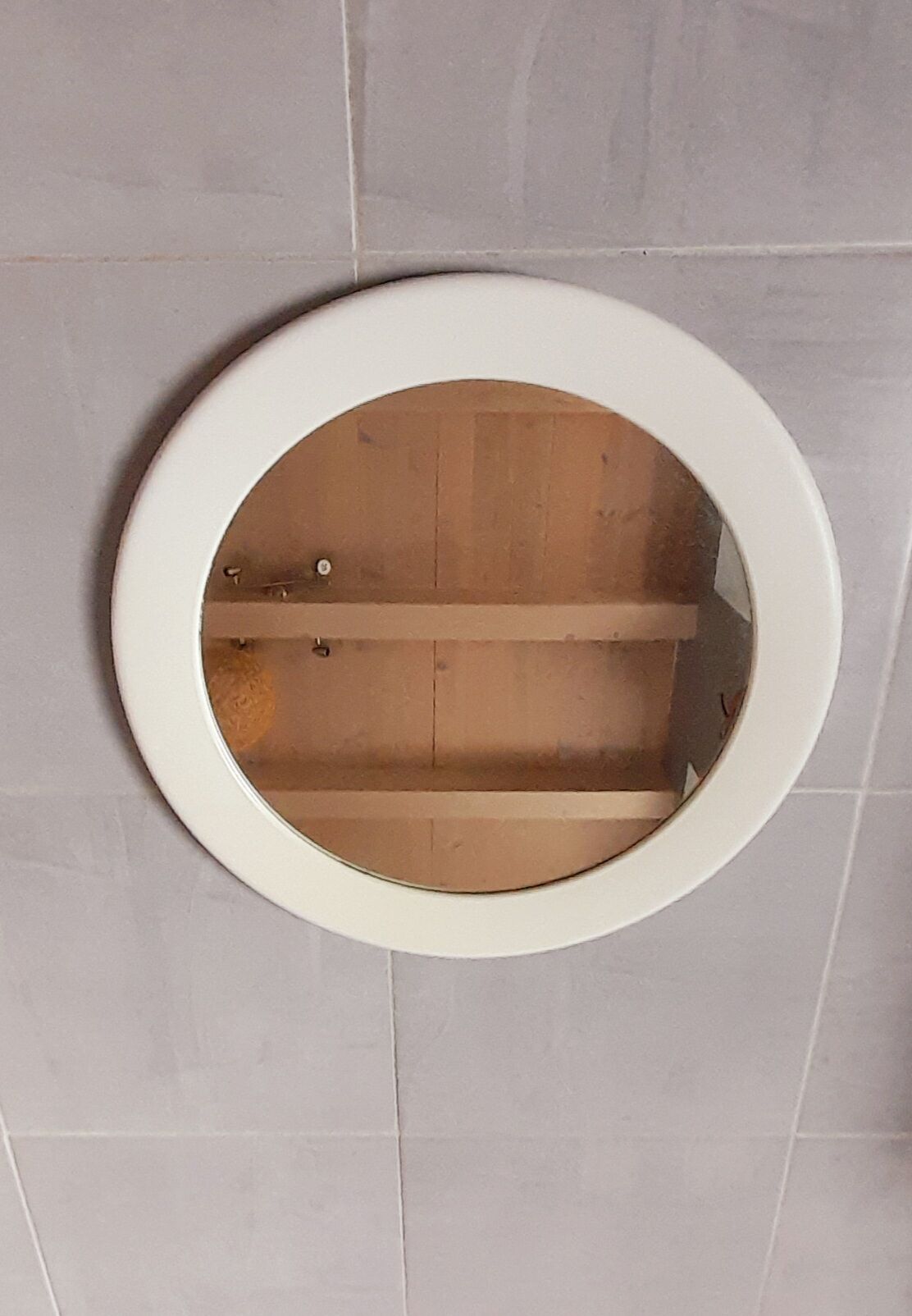 Round plastic mirror 70s