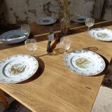 Farm table
