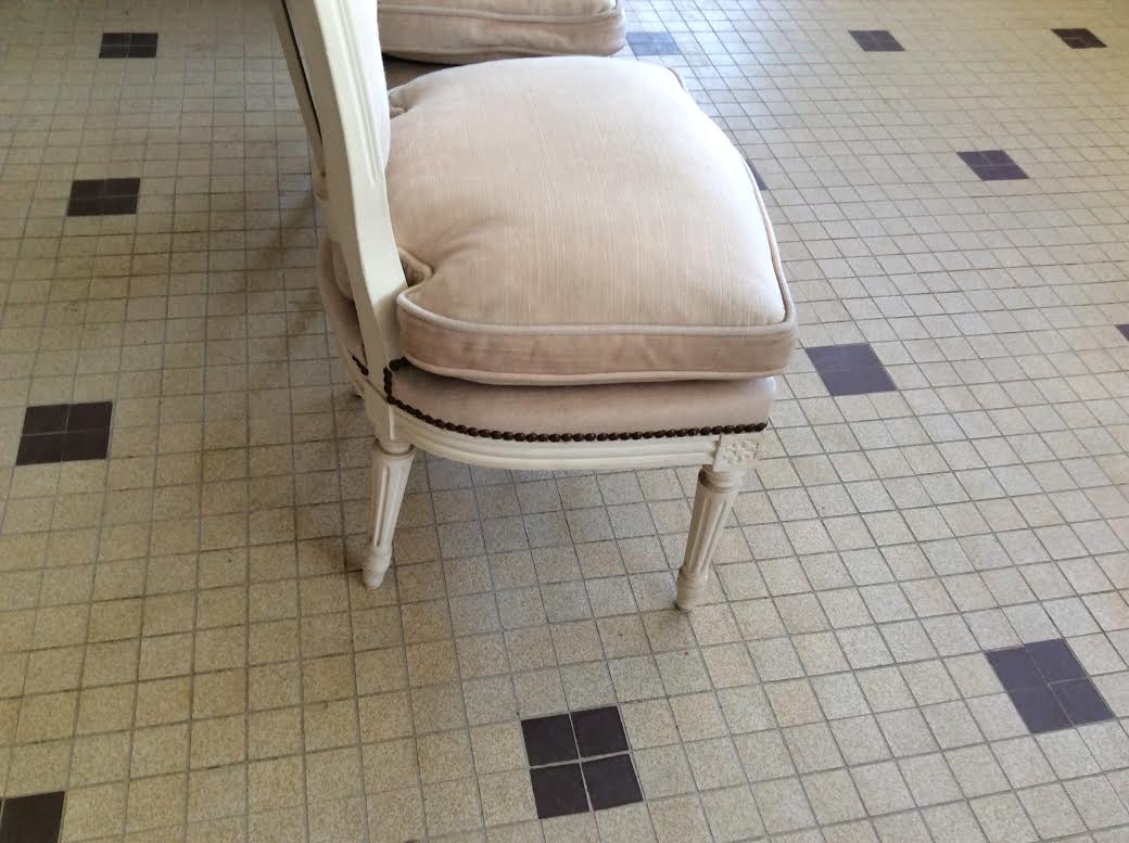 2 chaises de chambre