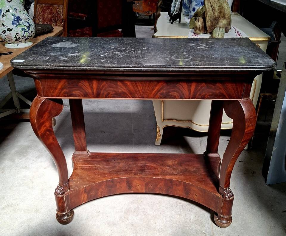 Console d’époque Restauration en acajou – Dessus de marbre – XIXe siècle