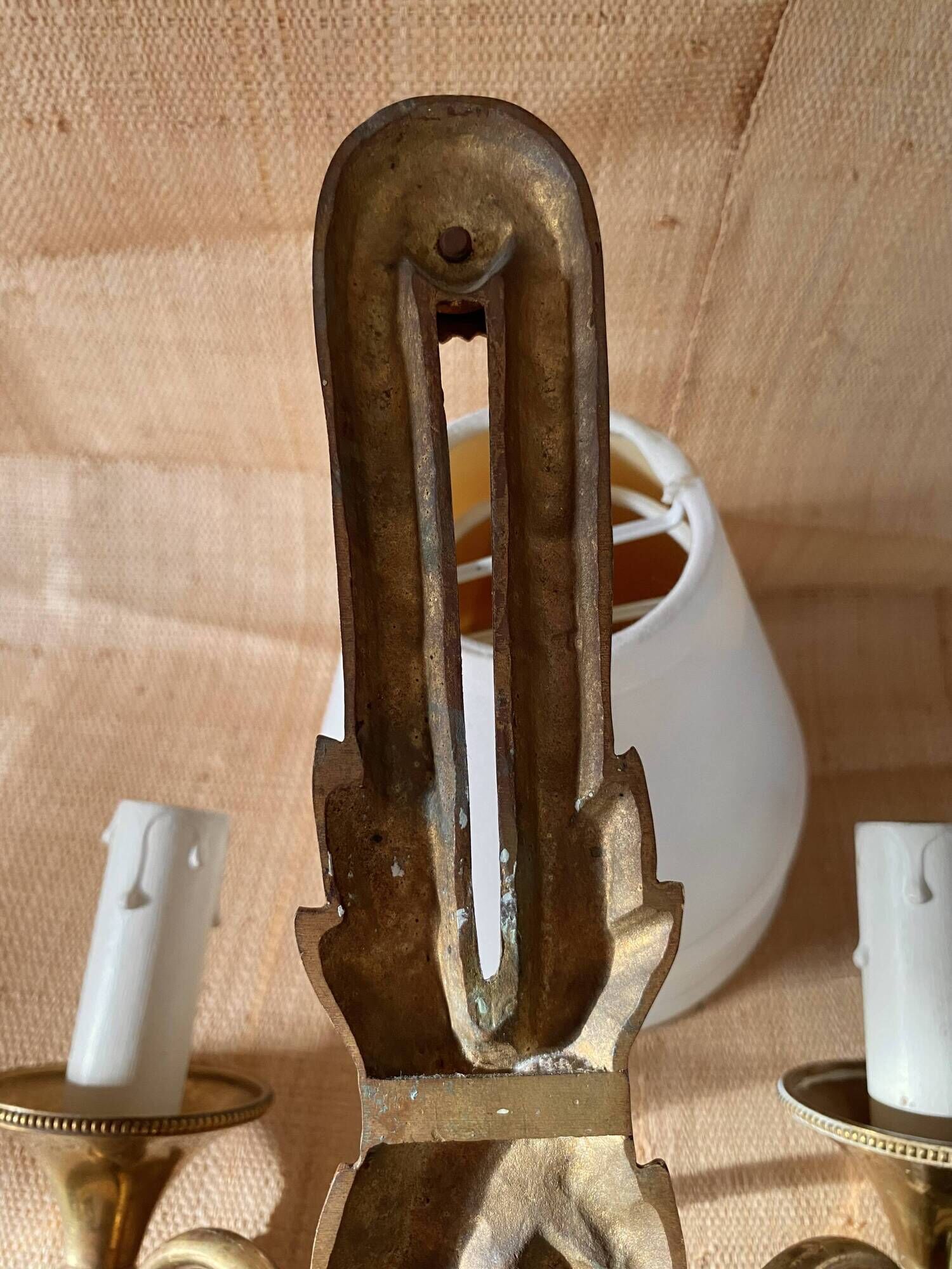 "50s hunting horn wall light, clip-on lampshades"