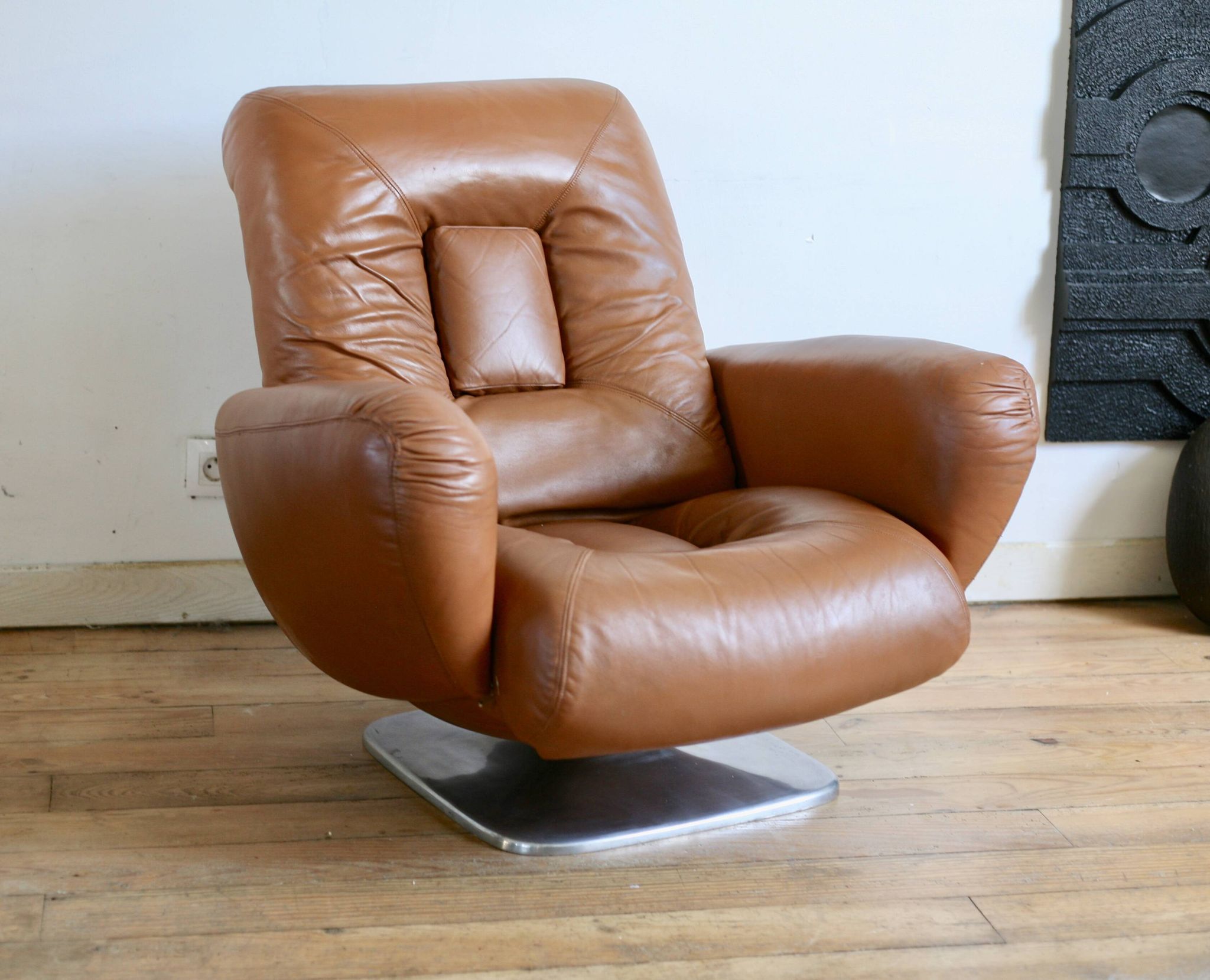 "Space age" armchair, 1970s, leather.