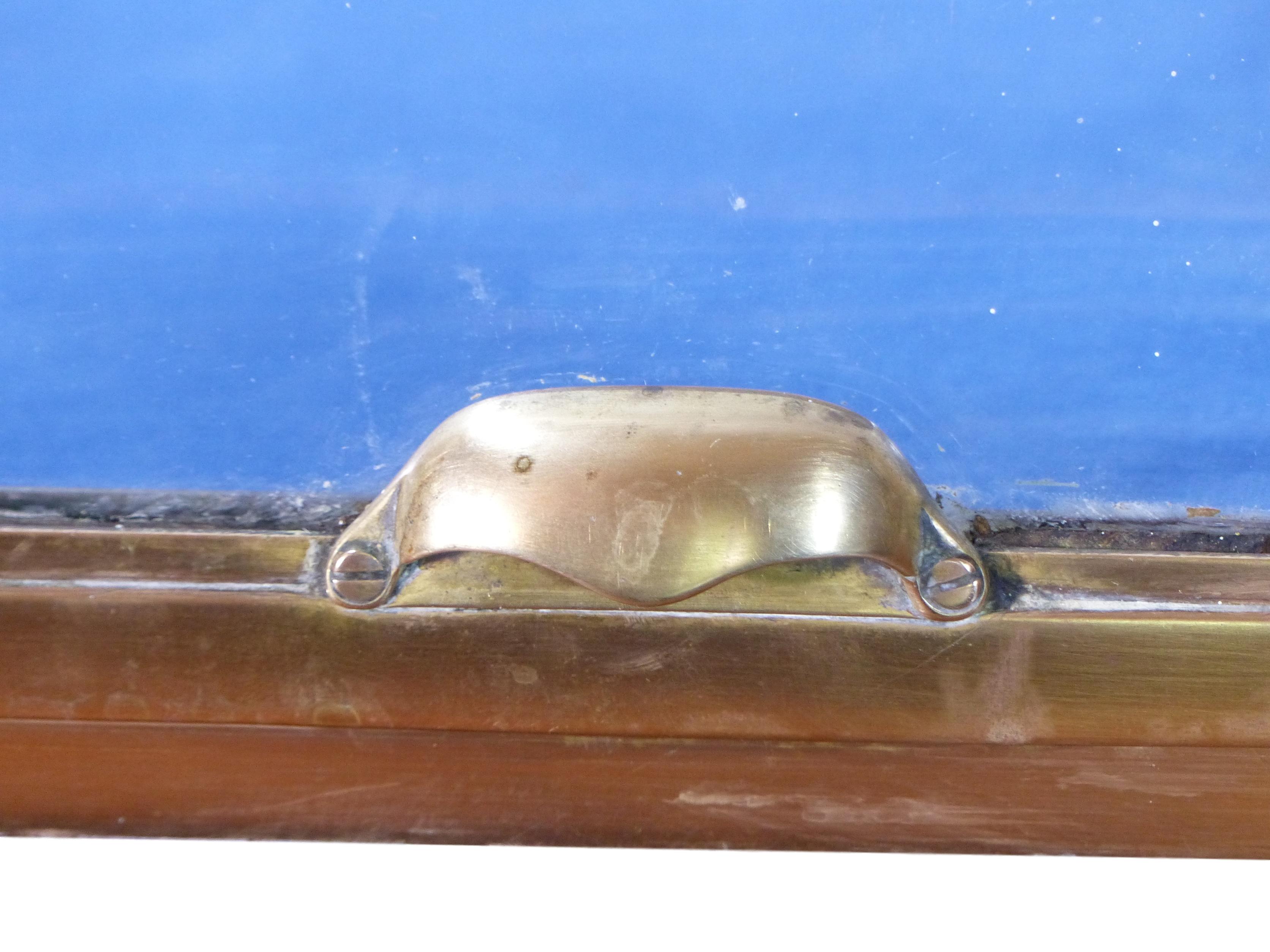 Showcase glass dome and gilded brass