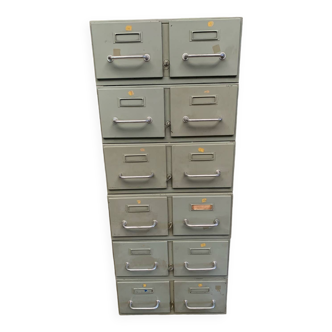 Structure of 6 vintage industrial lockers