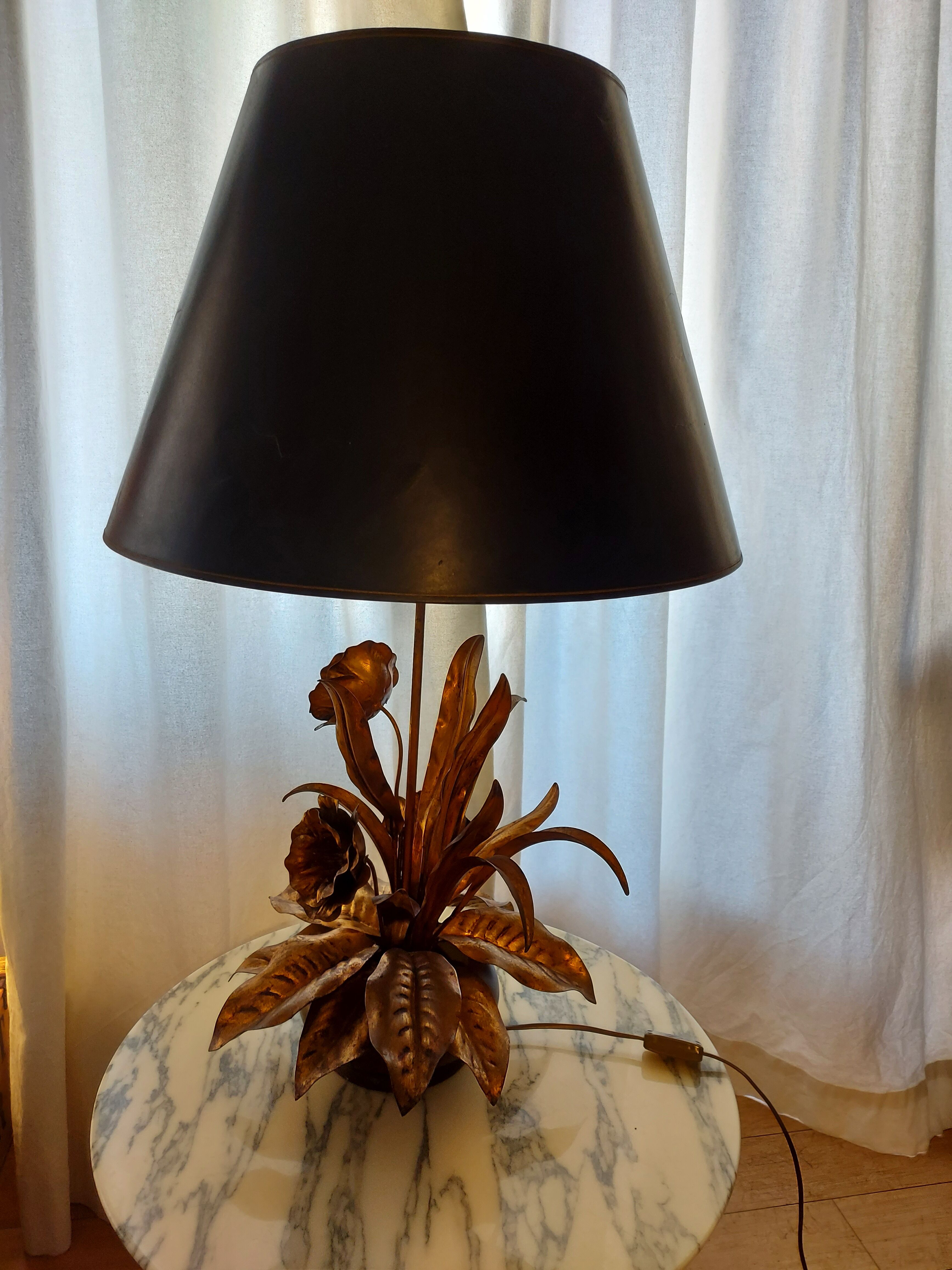 Large lamp, bouquet of vintage anemone flowers, gold metal, Hans Kogl