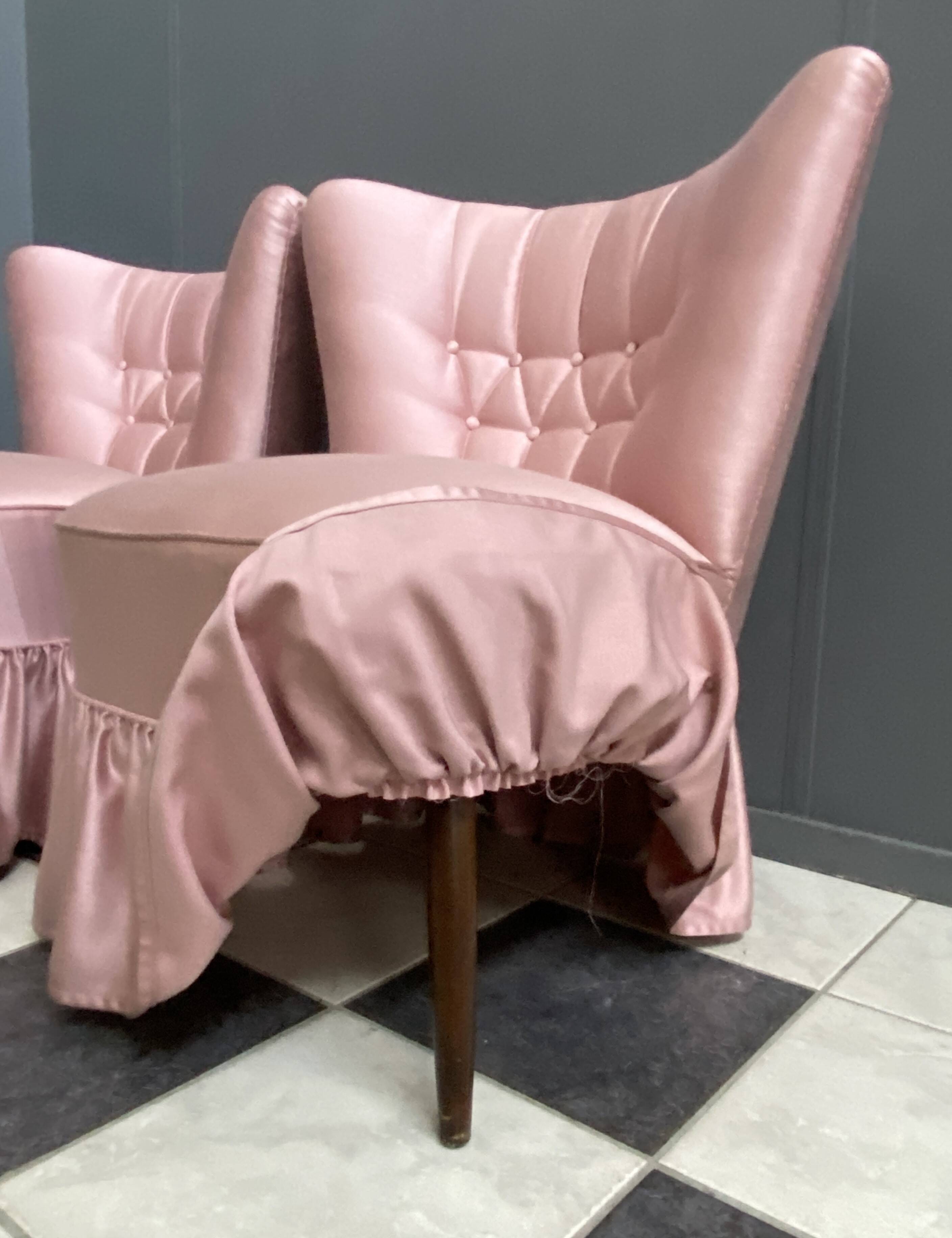 Suite de 2 chaises roses 1960