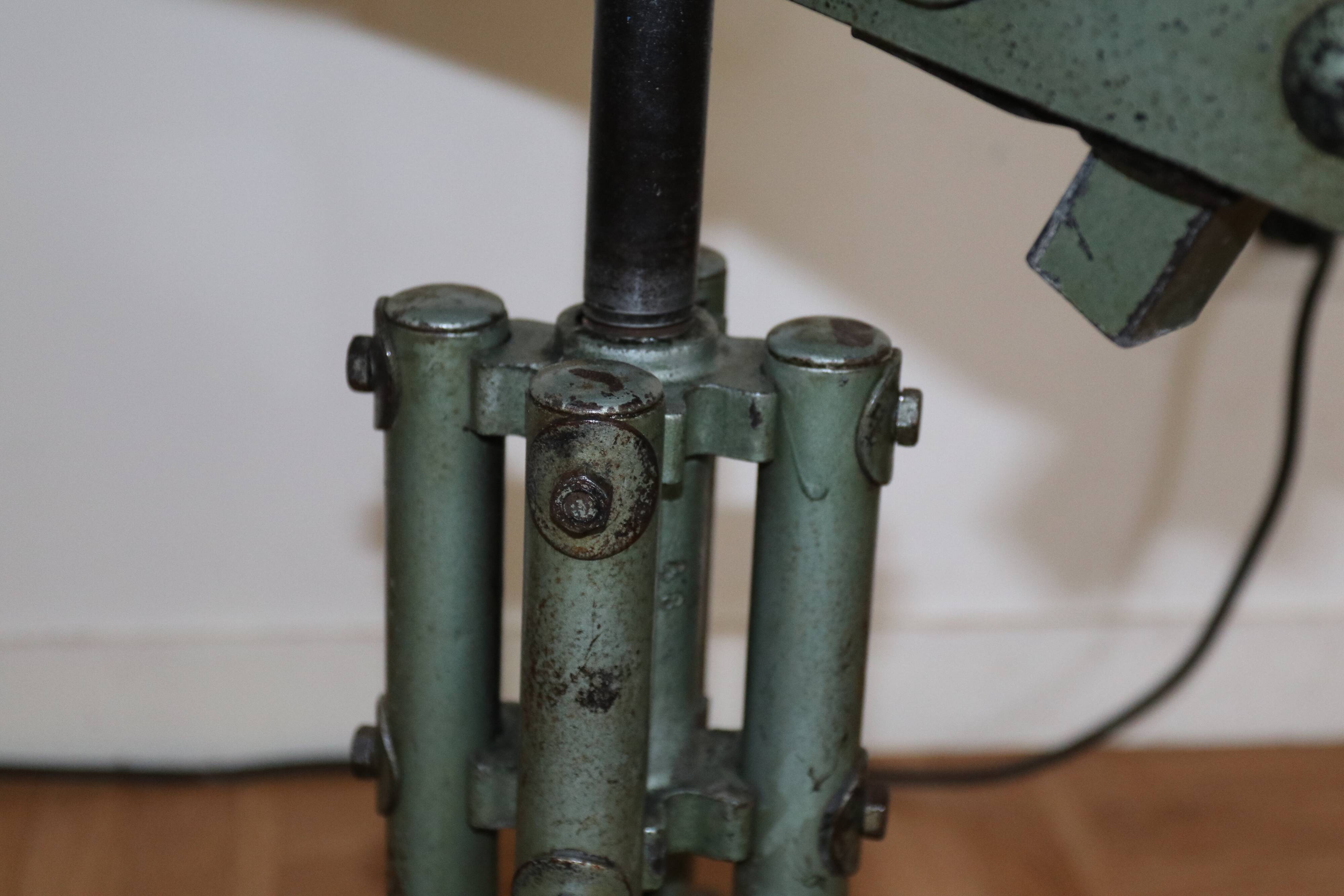 Bienaise workshop chair