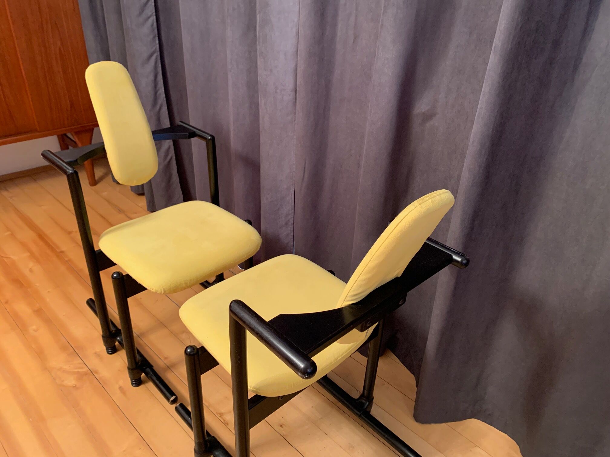 Pair of Flysit armchairs by Peter Opsvik Stokke Norway 1990s