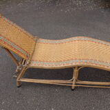 Bain de soleil, chaise longue en rotin