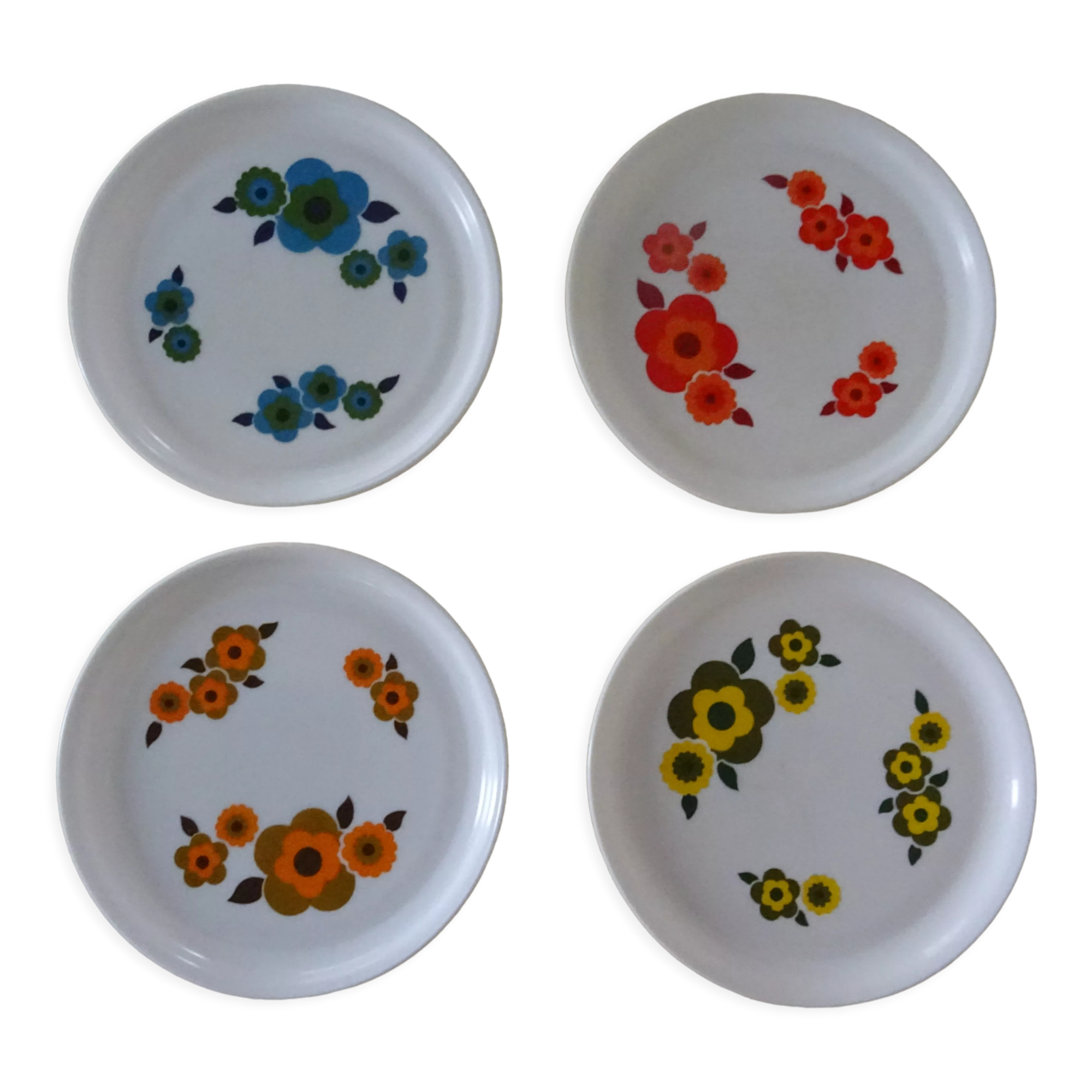 4 plates dessert flowers Arcopal lotus