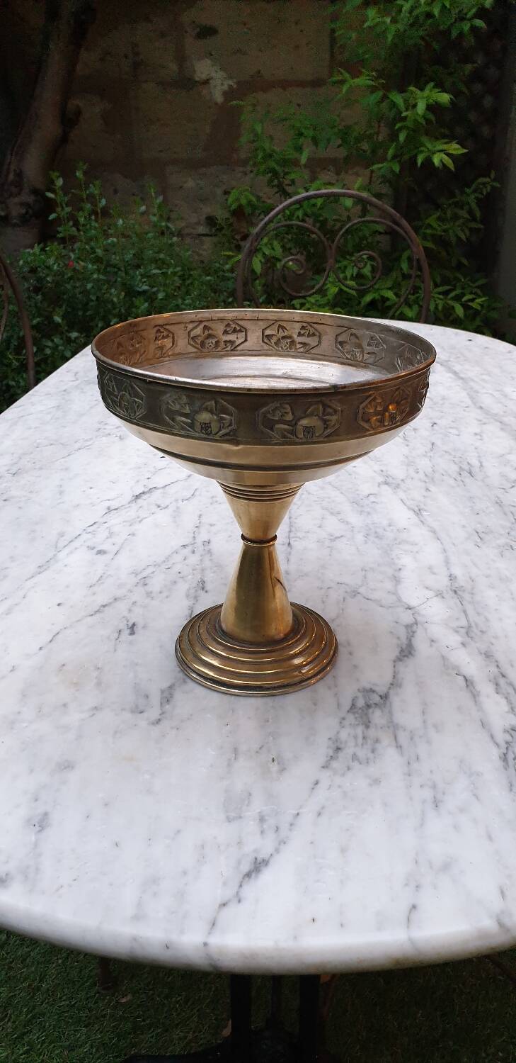 Brass fruit bowl