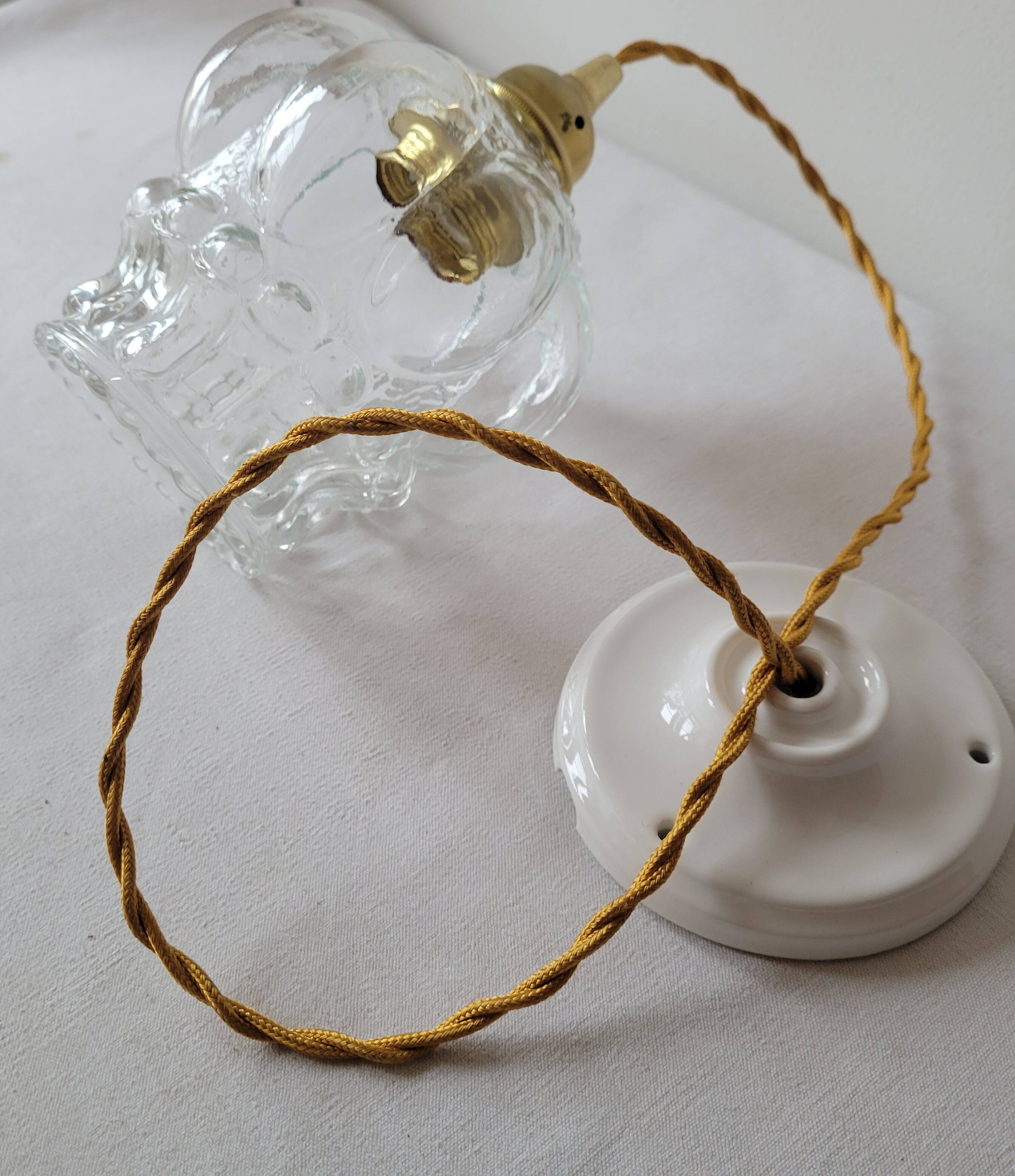 Molded glass pendant light