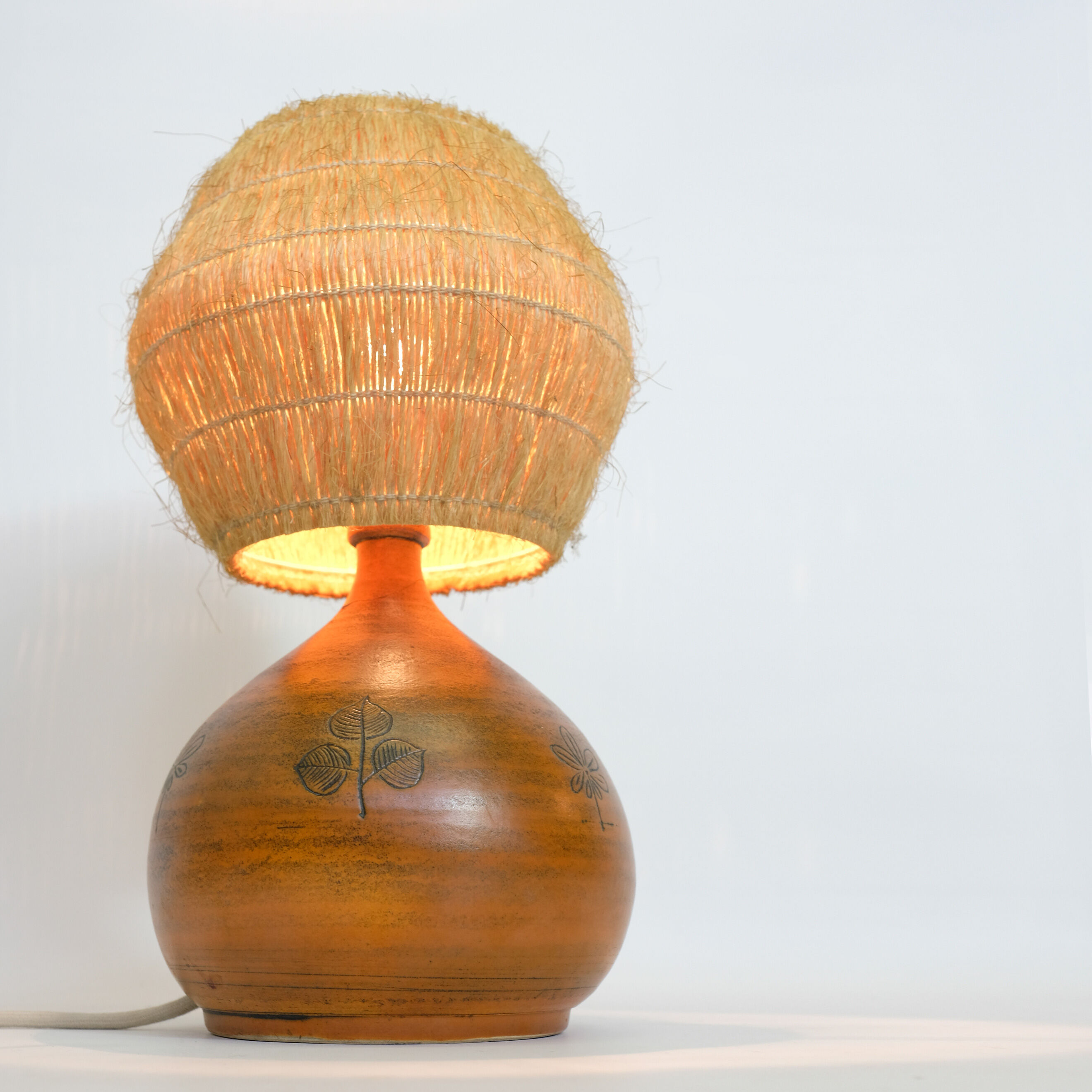 Lamp in enameled earthenware and straw lampshade by Jacques Blin