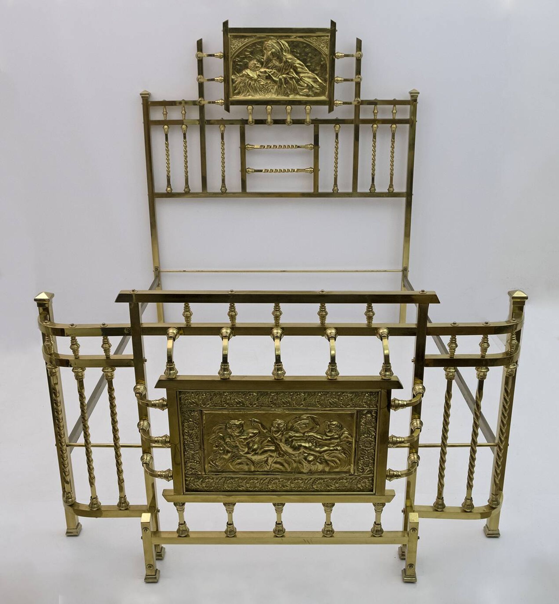 Art Nouveau Italian Brass Double Bed, Early 1900s