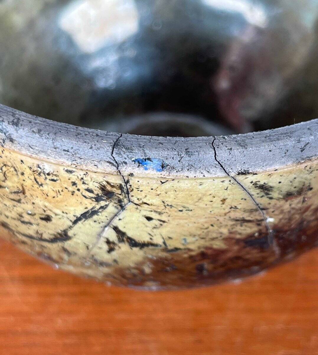 Mid-century modern Danish studio pottery bowl by Sussie Herold, 1960s.